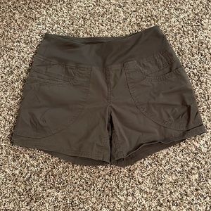 Prana Pull-On Shorts in Gray